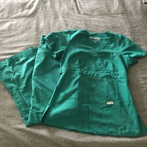 Hunter Green Grey’s Anatomy Scrub Set